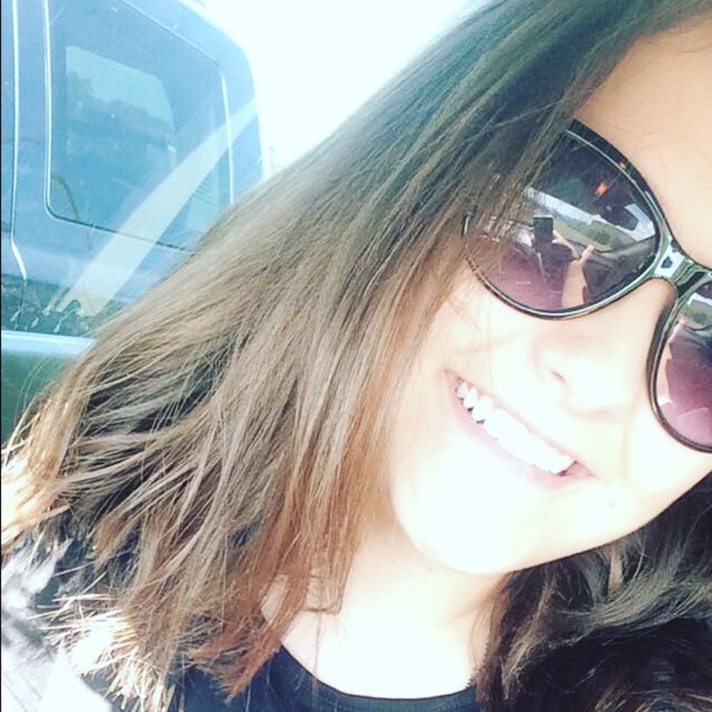 INSTA: @Hollypaigeroddy