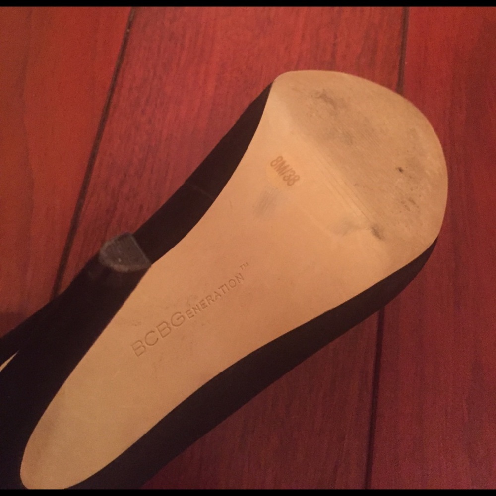 Basic Black Pumps - image 5