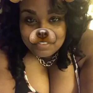 Meet your Posher, Elise