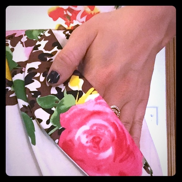 Windsor floral cocktail dress - Picture 2 of 3