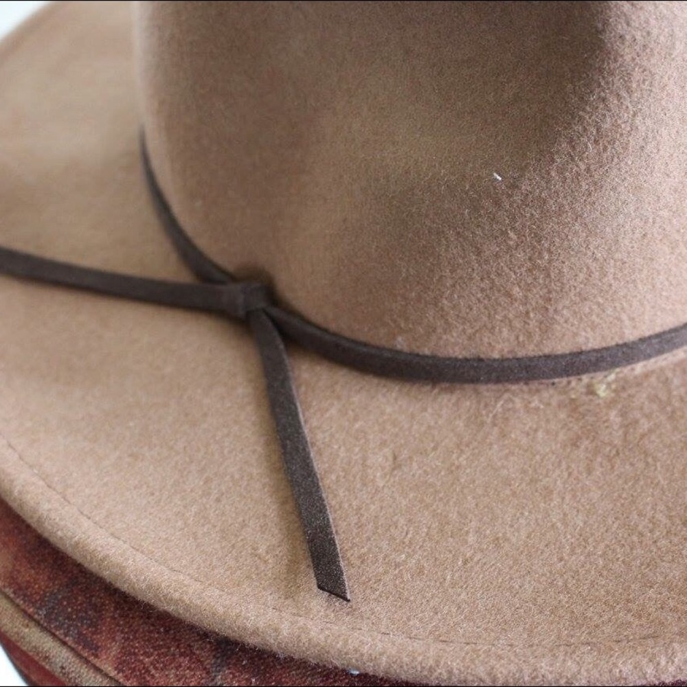 Adventure hat - Picture 2 of 2