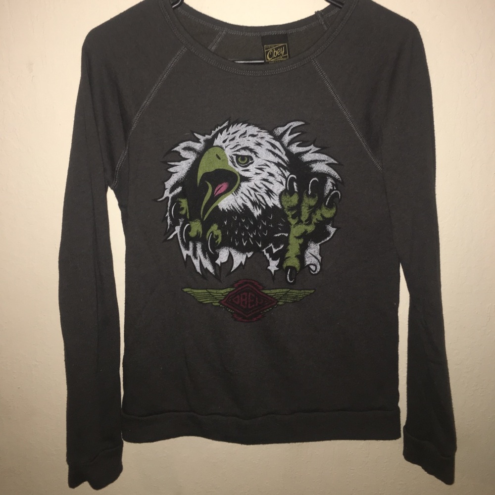 Obey sweater