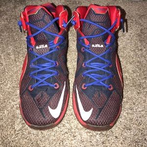 Nike Lebron 12's orig.