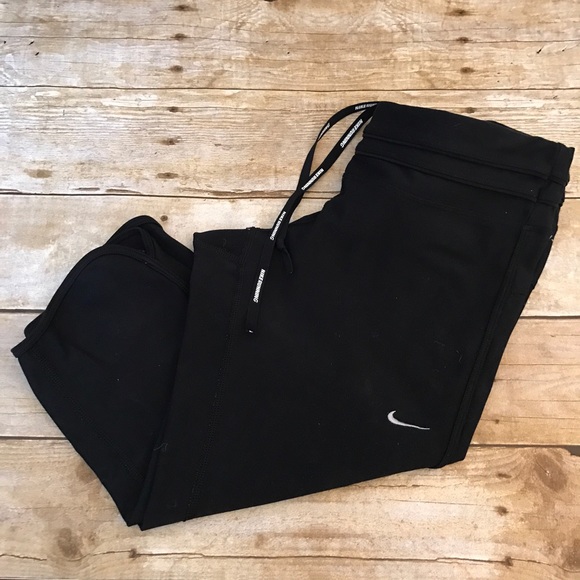 Nike Pants - Nike Black dri-fit yoga exercising Capri legging