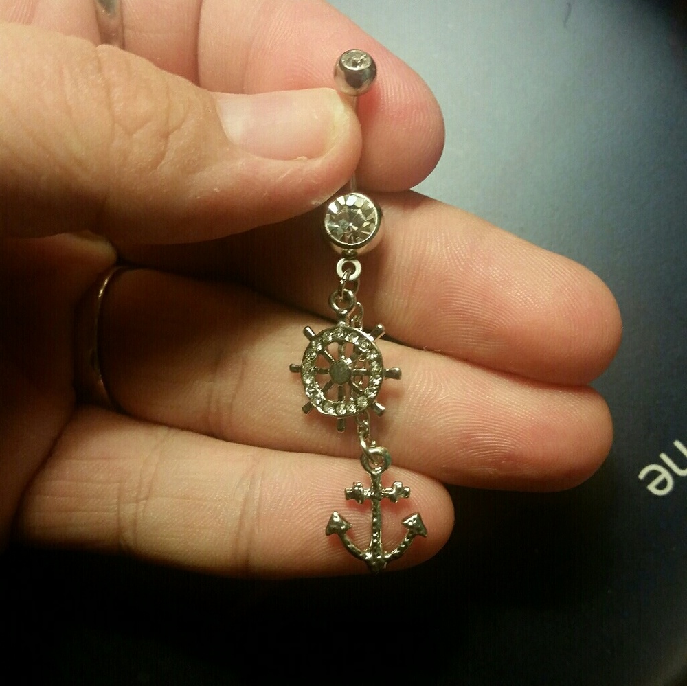 Diamond belly ring