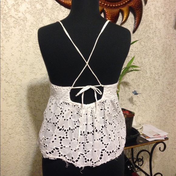 Abercrombie & Fitch white eyelet halter top. - Picture 2 of 4