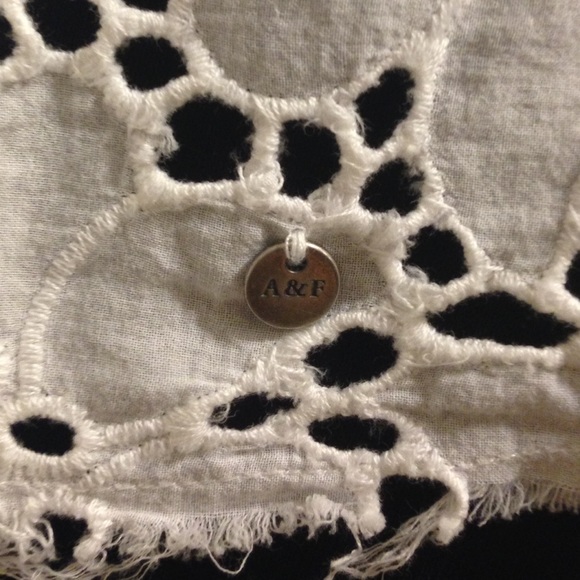 Abercrombie & Fitch white eyelet halter top. - Picture 3 of 4