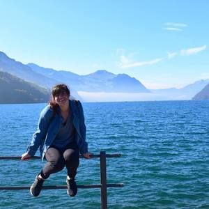 Meet your Posher, Kara