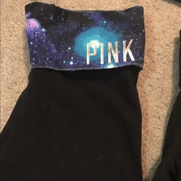 Victoria's Secret Yoga Shorts - Size Small - Picture 2 of 2