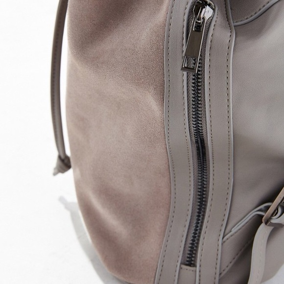 ๐2X HP๐Suede minimalist backpack festival summer - Picture 4 of 6