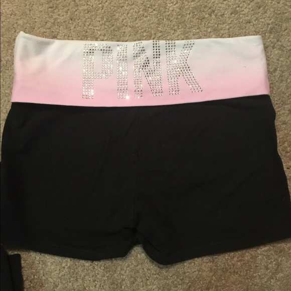 Victoria's Secret Yoga Shorts - Size Small - Picture 1 of 2