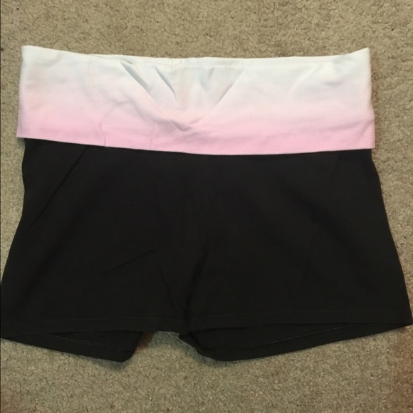 Victoria's Secret Yoga Shorts - Size Small - Picture 2 of 2