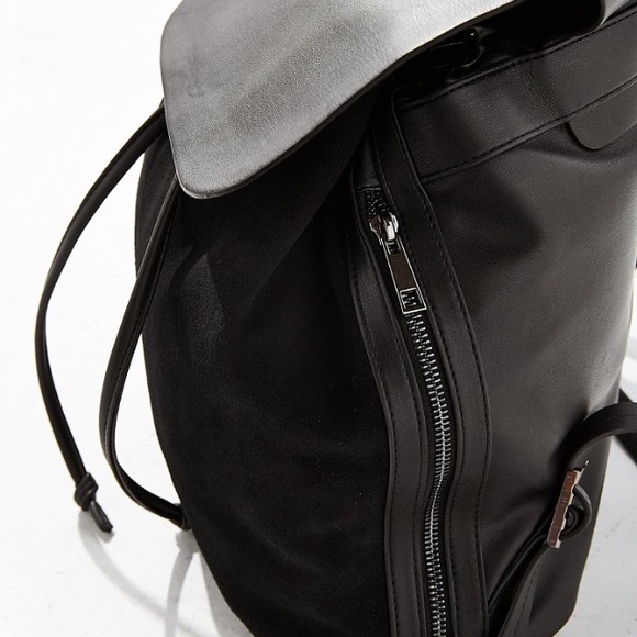 ๐3X HP๐Black suede backpack festival cute summer - Picture 6 of 6