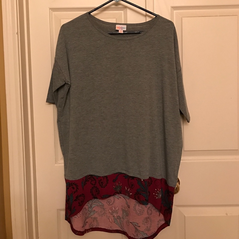 Lularoe XS Irma Top