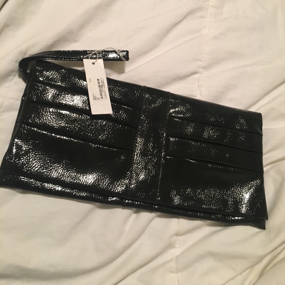 Black clutch