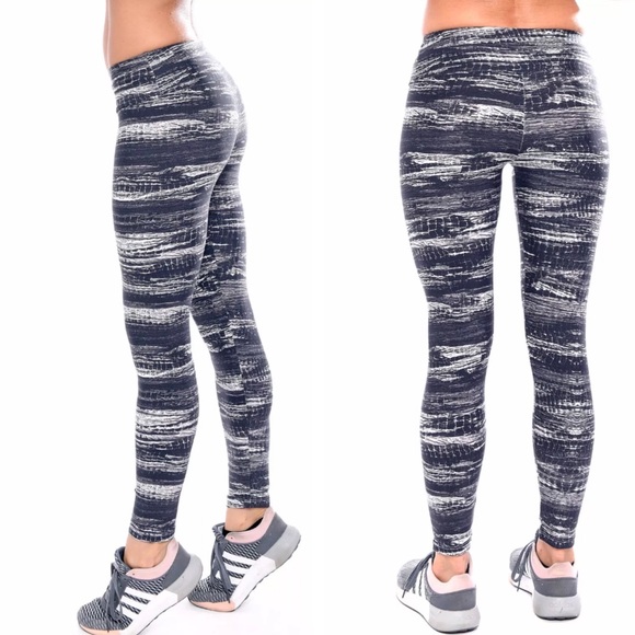 NEW Leggings Tights Athletic Fitness Wear Yoga - Picture 2 of 6