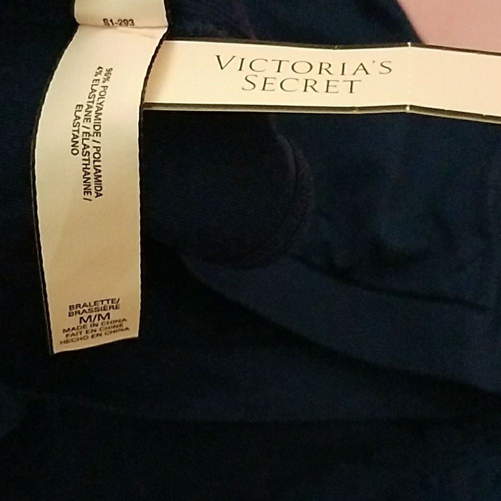 🍑Victoria's Secret M  bralette and S panty🍑 - Picture 2 of 6