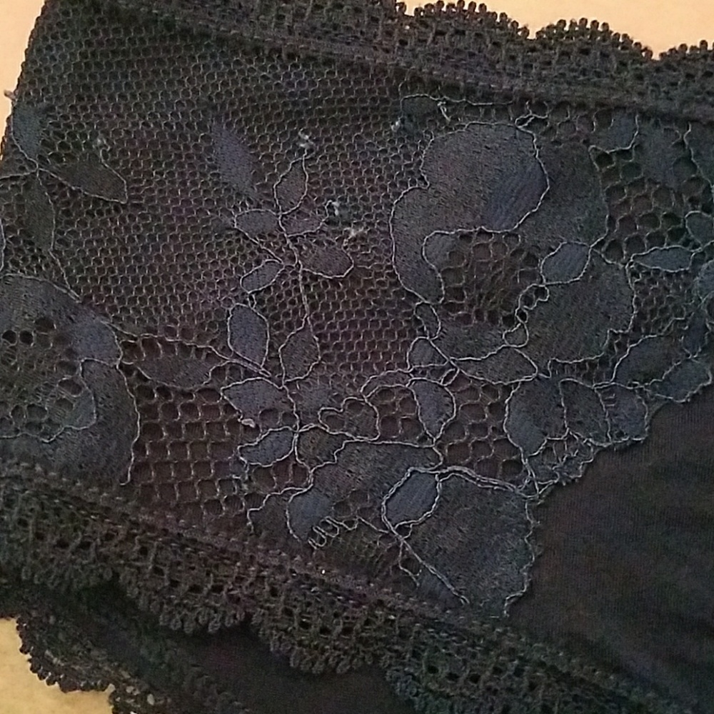 🍑Victoria's Secret M  bralette and S panty🍑 - Picture 5 of 6