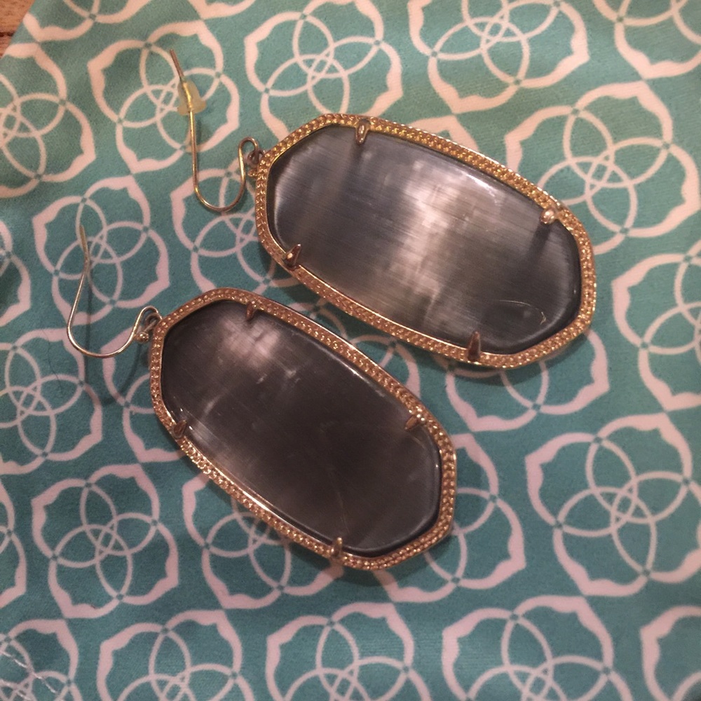 Kendra Scott slate gray Danielle earrings