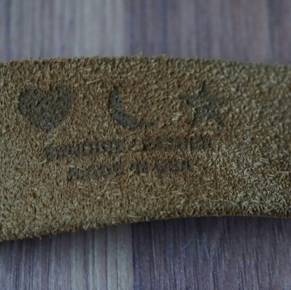 Stone pendant leather bohemian hippie belt - Picture 3 of 4