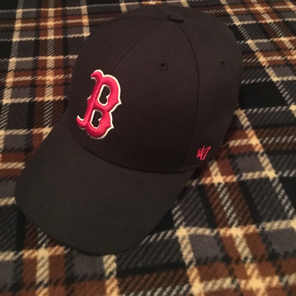 Boston Red Socks hat