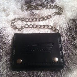 NWOT mens dickies wallet with chain