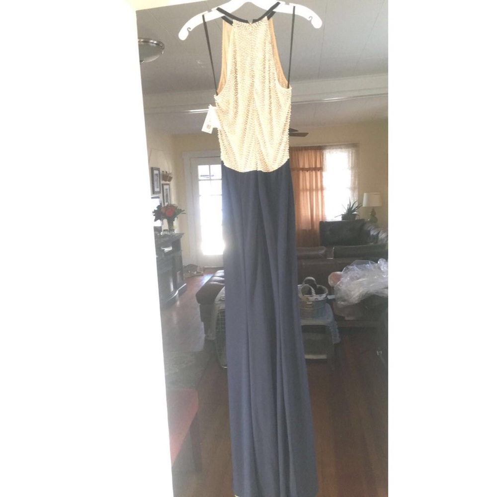 Gown with tags never worn