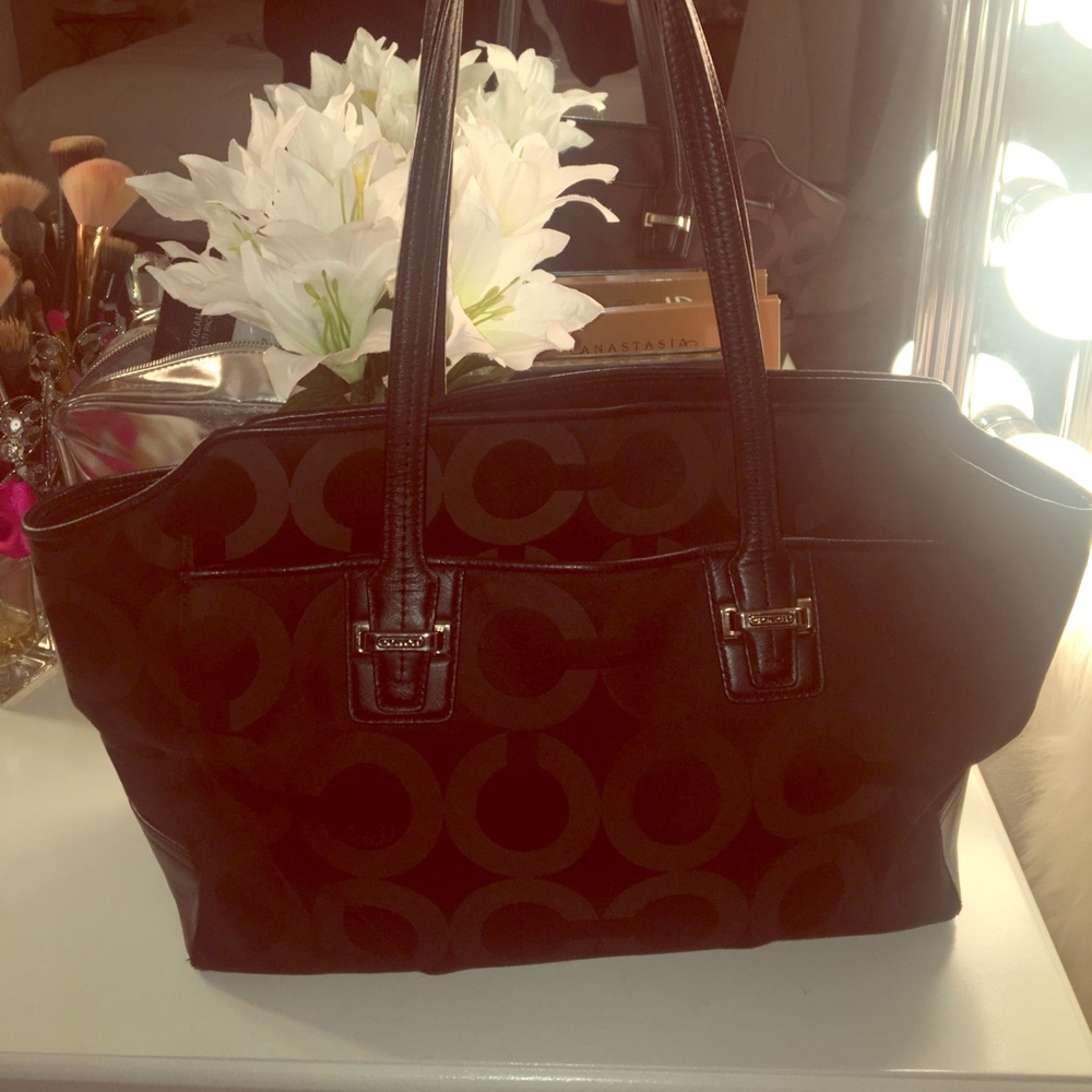 Coach Black Logo Tote/Purse NO TRADES