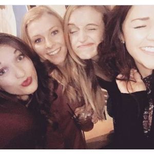 Meet your Posher, Lindsey