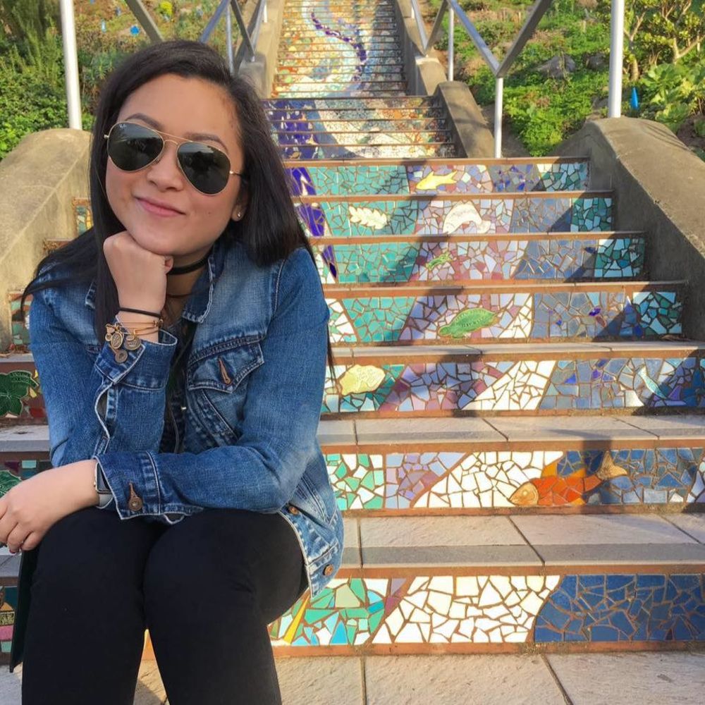 Meet your Posher, Chloe