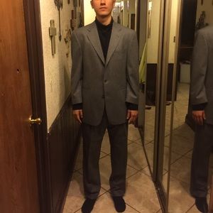 Daniel Cremiuex suit.