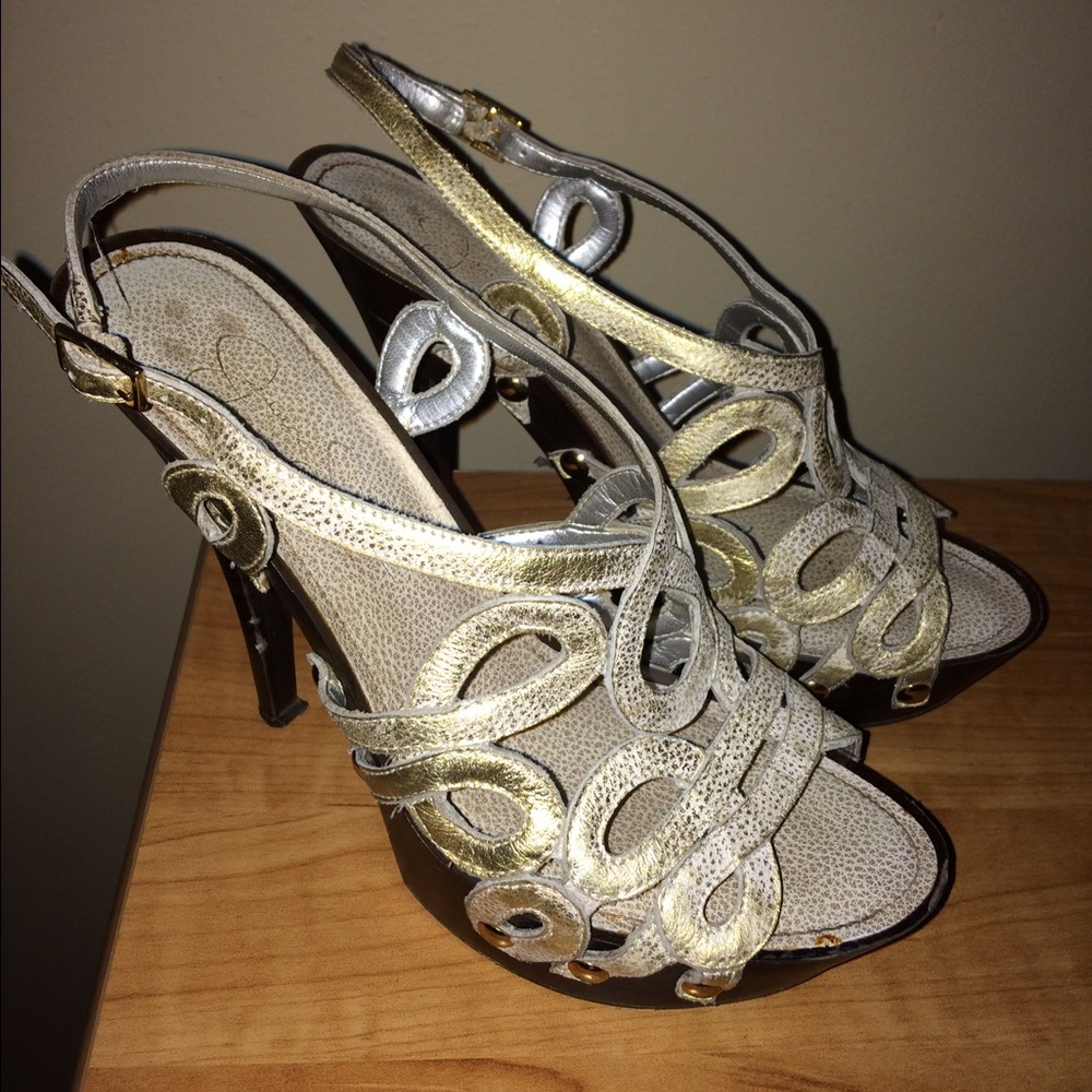 Jessica Simpson White Shimmery Heels