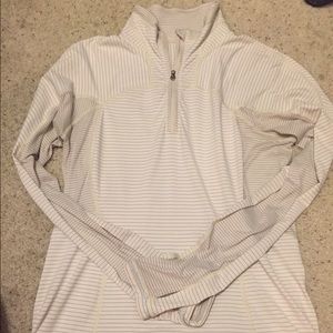 Lululemon pullover top