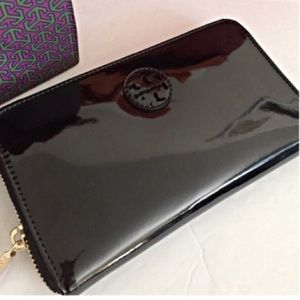 Tory Burch Continental Wallet