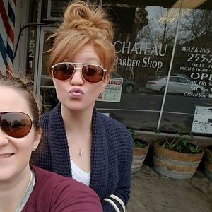 Meet your Posher, Rachel