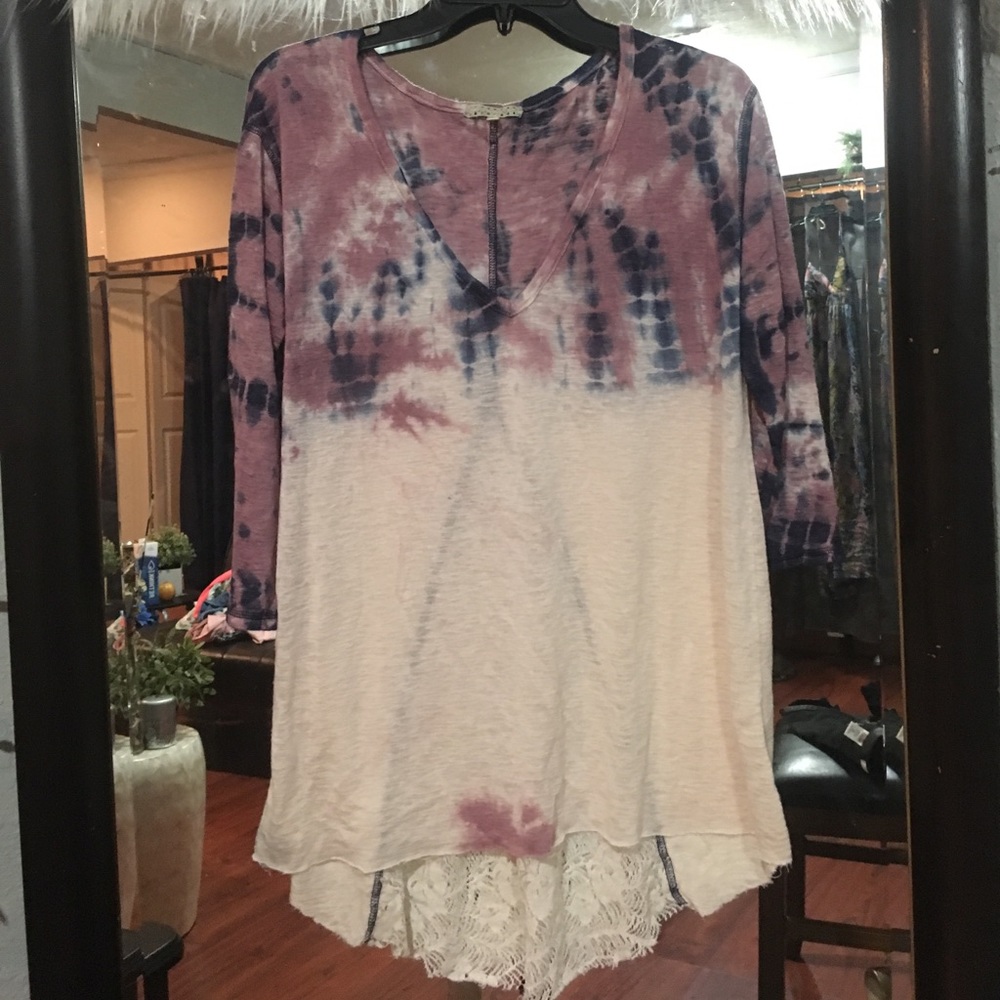 Oversized Day dreaming Tunic!💜
