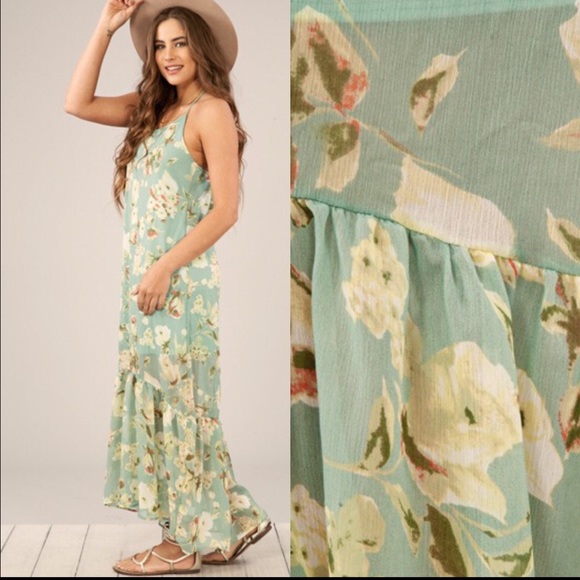 Currently Sold Out✨HP✨Green Floral Maxi Dress - Picture 2 of 2