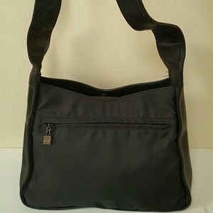 Perlina shoulder bag