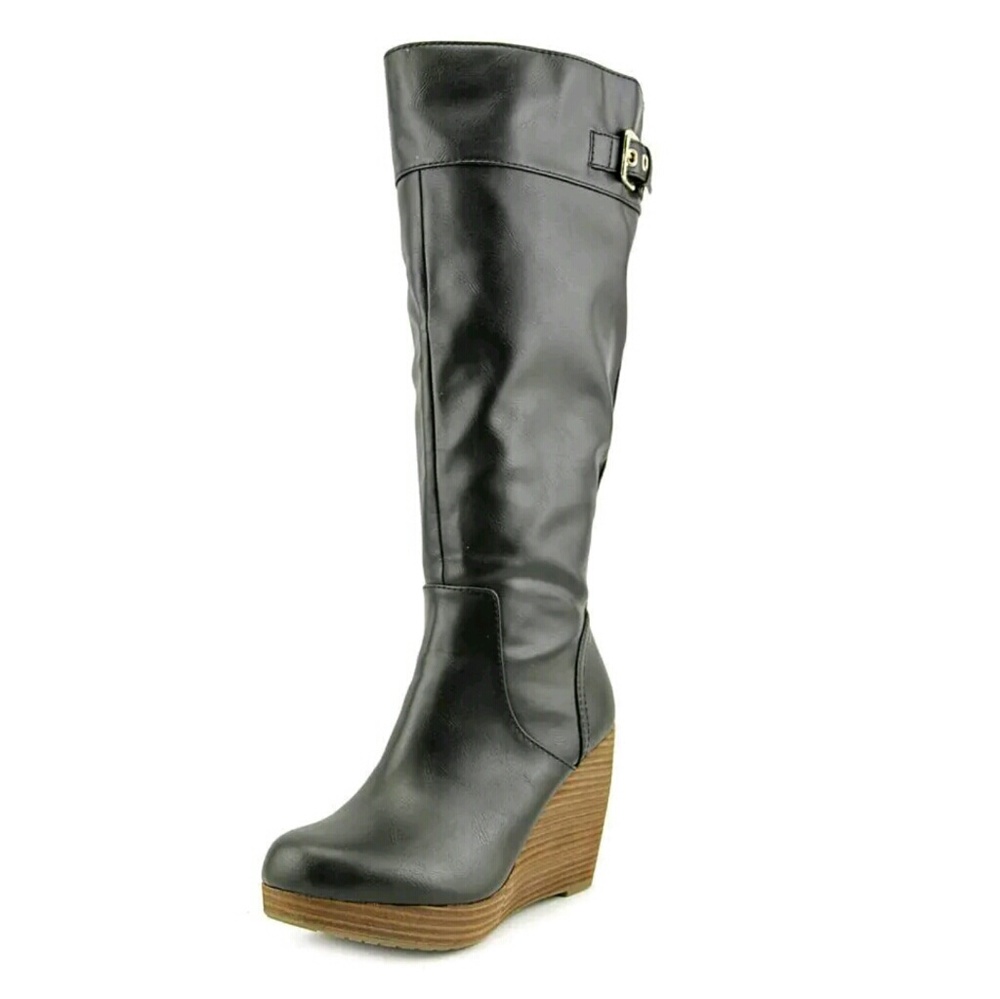 Knee high black boot. Wide calf. Brand new w/ tags