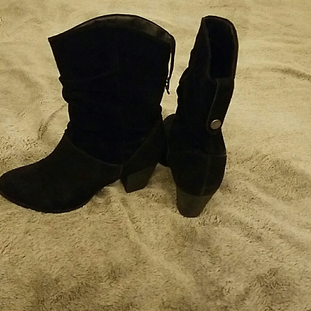 Black Booties - Picture 2 of 3