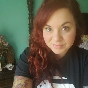 Meet your Posher, Valeria