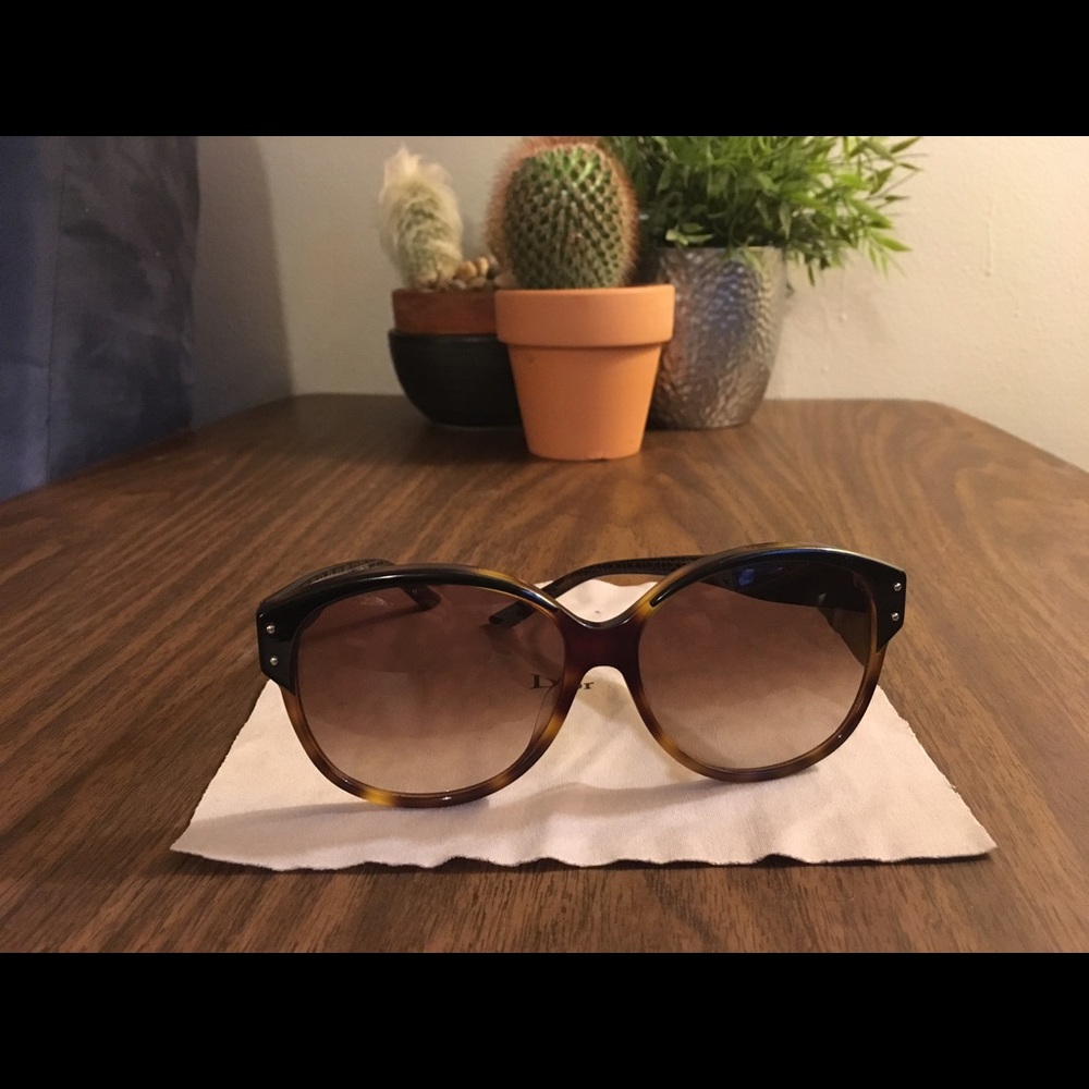 Dior Bonvoyage sunglasses