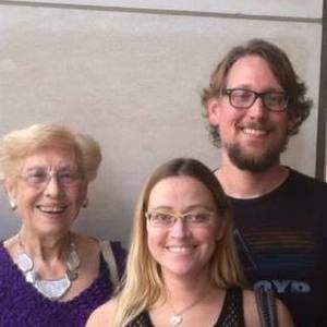 Meet your Posher, Beth