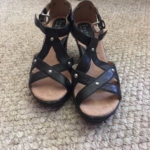 BOC strappy sandals