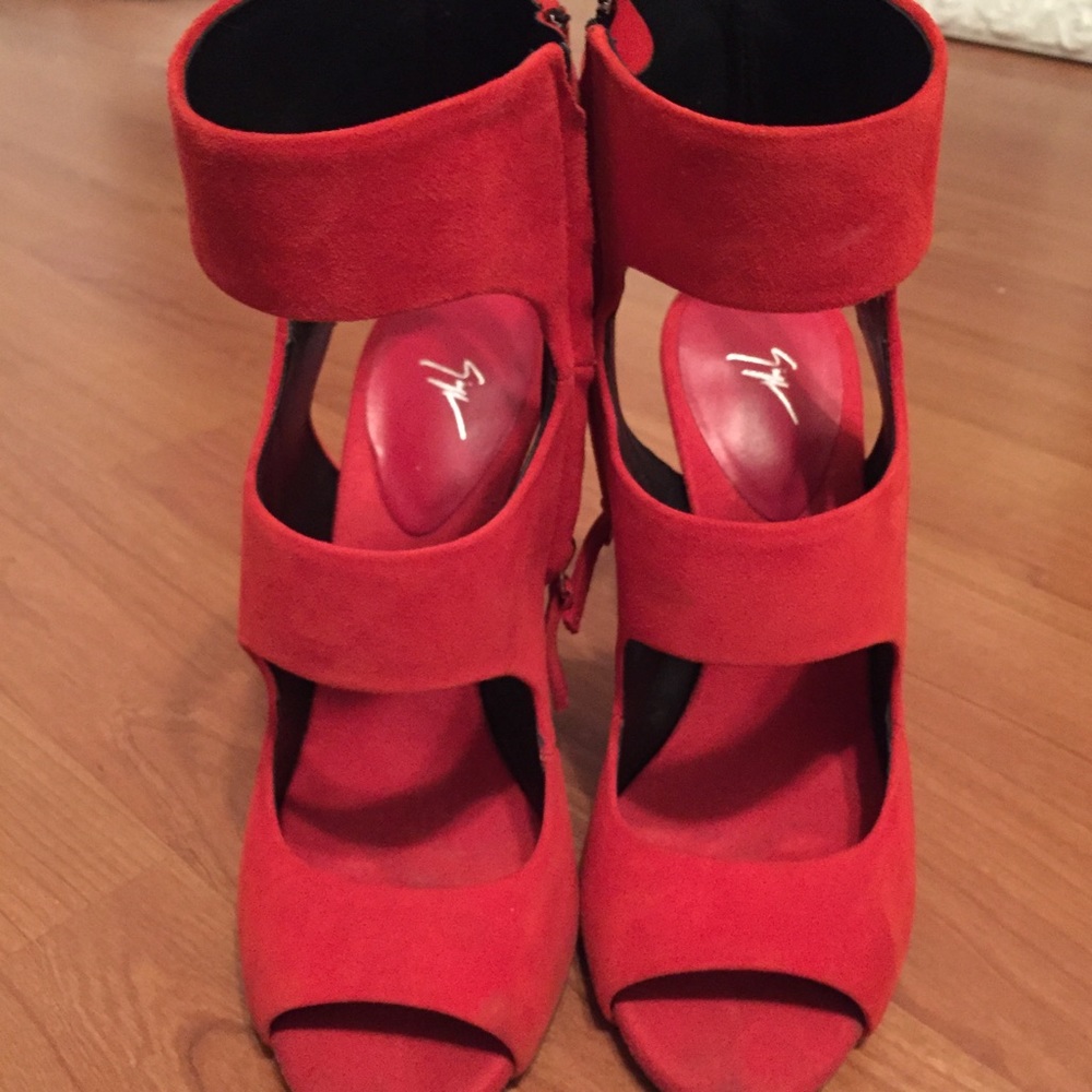 Giuseppe Zanotti Red Suede Heels