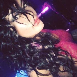 Meet your Posher, Nadia