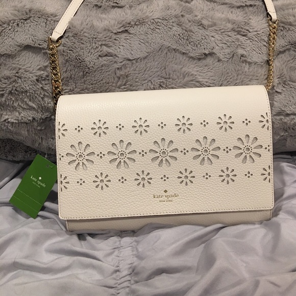 kate spade Handbags - New 100% authentic Kate spade purse
