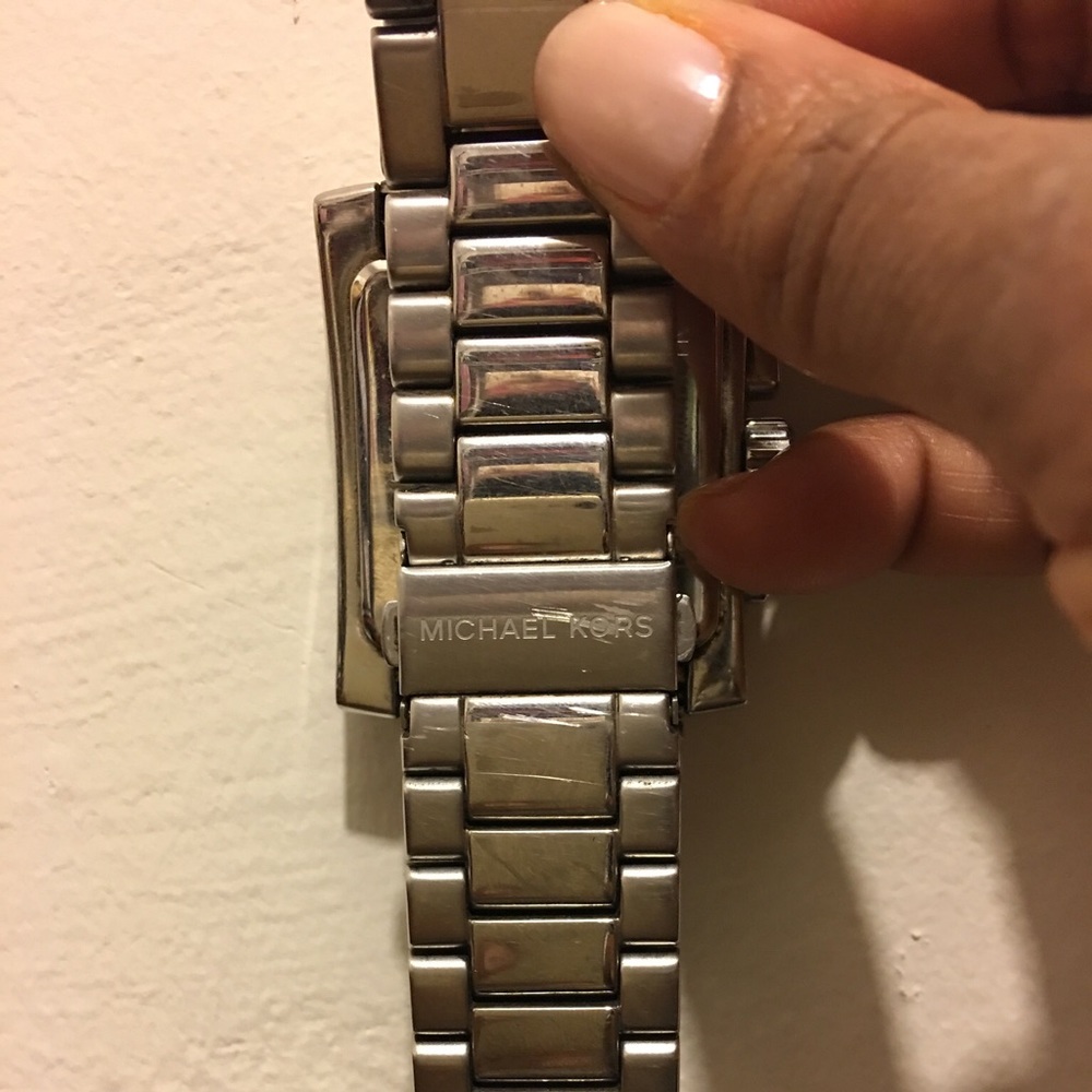 Unisex Michael Kors watch - Picture 2 of 3
