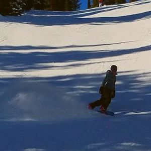 Meet your Posher, Jenelle