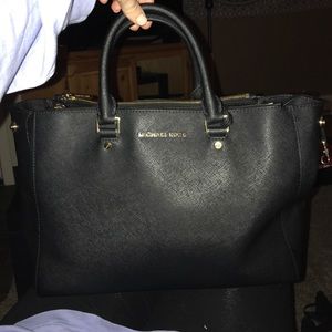 Michael Kors Sutton handbag